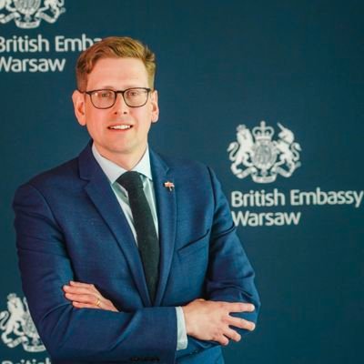 Political Counsellor/Radca Polityczny British Embassy Warsaw/Ambasada Brytyjska w Warszawie. Dyslexic (hence typos!). Tweets on Poland, UK Foreign Policy & more