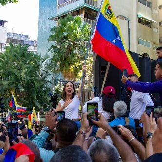 ¡Apoyando a Venezuela!