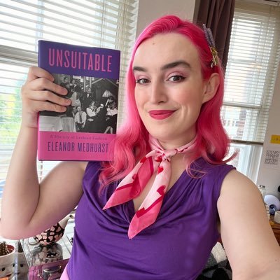 Lesbian fashion historian, writer, lecturer 💖☀️ https://t.co/dVqTsJh7MX 📚 ‘Unsuitable: A History of Lesbian Fashion’ June 2024 @hurstpublishers