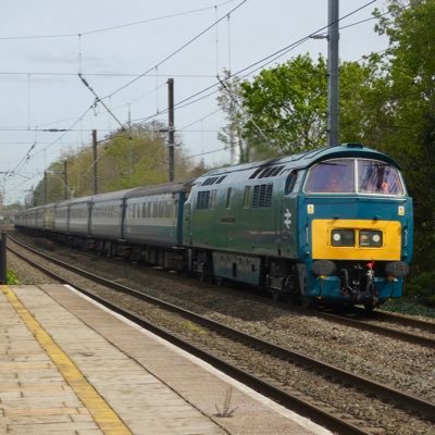 16 - Train Enthusiast. Local to the Great Western Mainline. Love trainspotting!