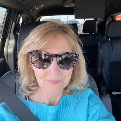 Proud mom of a young blind woman, retired, former social worker, news junkie, love to cook, proud Canadian 🇨🇦 LGTBQ2 ally She/Her @PeppermintPatti@mstdn.ca