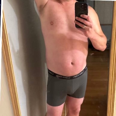 Niner40's profile picture. 40+ male, looking to exchange videos/photos. No meet ups