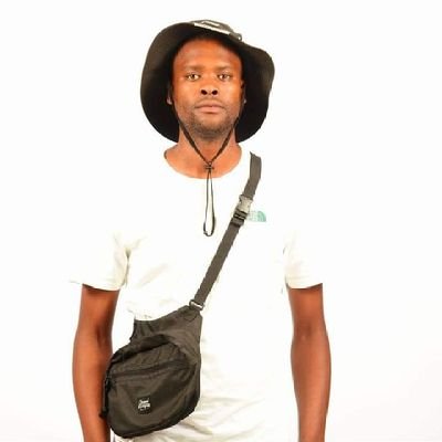 Veli Mbokazi is a South African House Music Disc Jocker and Podcaster from Durban, KZN.