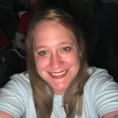 AshleyByrd1225's profile picture. 