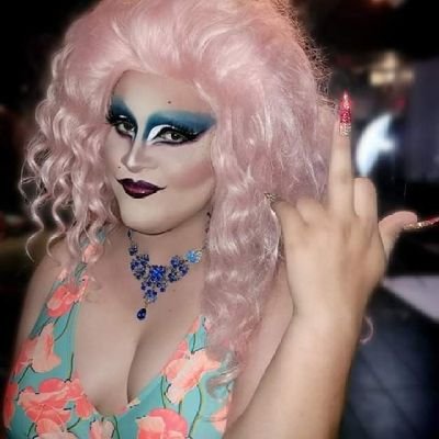 26|📍Houston, TX 🌞 The Sunny Siren of the South 💋 Drag Queen and Burlesque Babe 👠 Minors DNI