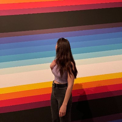 @UA_Universidad.
Ingeniera Multimedia en los estudios.
Diseñadora gráfica en la pasión.
Y mucha música, por favor.
