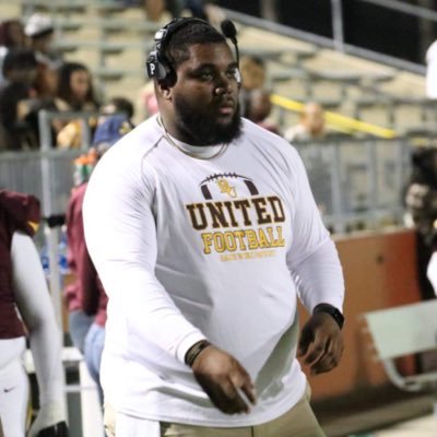 Offensive Line Coach @BmtUnitedFtbl • ΑΦΑ • SLU ALUM