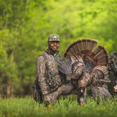 Jack of Many Trades, Farmer and Avid Outdoorsmen @johndeere @mossyoak