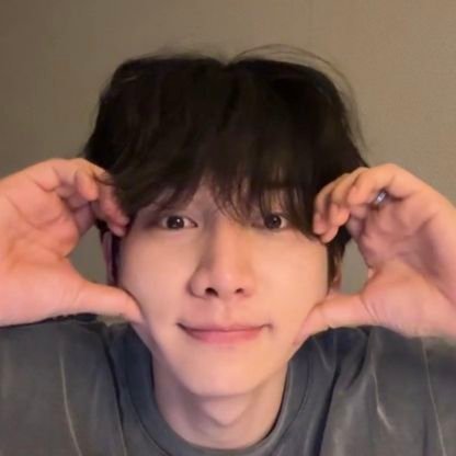 fan account ☆
she/her
☆ Everything will be alright in the end, if it's not alright, it's not the end yet ☆