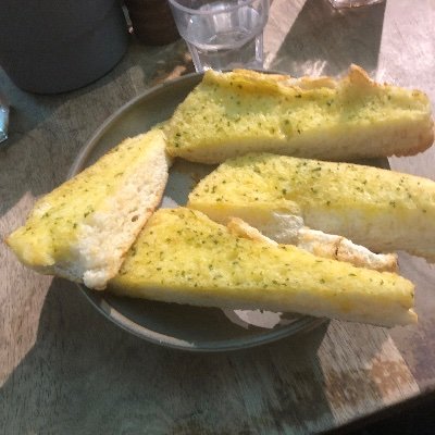 Kimberl94561302's profile picture. Any pronouns | 20 | AAA battery