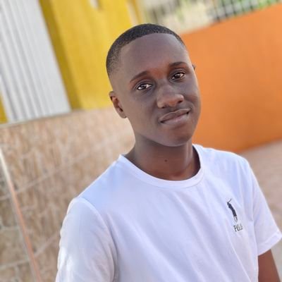 LuisCam13715021's profile picture. 