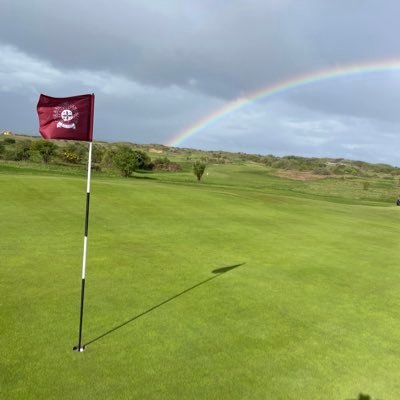 Greenskeeper at Pyle&Kenfig Golf Club. Loves grass and sand in all weathers 😂🌧️☀️🌈#camarmy