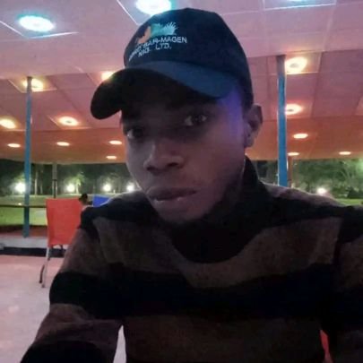 ezearts1's profile picture. Artist