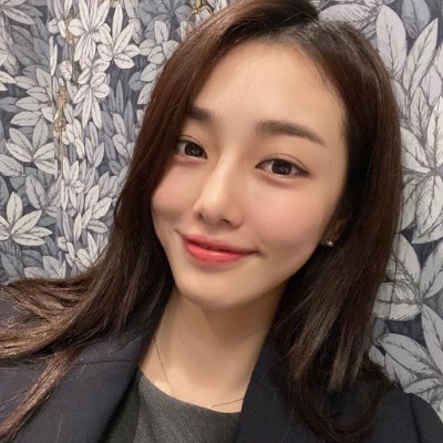 benks_emi's profile picture. I'm from Malaysia, live in Pennsylvania. Likes: travelling, painting & exploring cultures. Own a graphic design company.  🚫Porn. Retweets aren't endorsements.