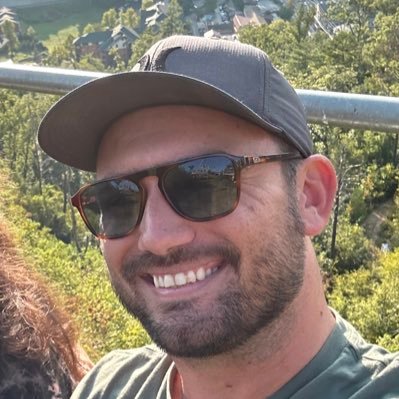 theschrobro's profile picture.