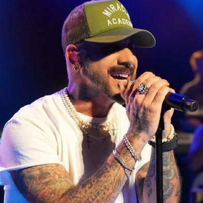 AJ McLean from the blackstreet Boys | He/Him | professional inquiries : ajmcLeanmanagementteam5@gmail.com | New single SMOKE out now