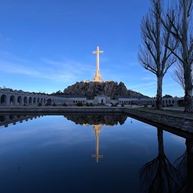 Cuenta oficial de la Hospedería de la Santa Cruz del Valle de los Caídos (Madrid). Un lugar de paz y reconciliación | #Retiros | #Convenciones | #Bodas |