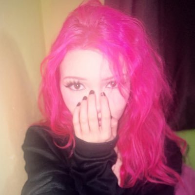 theos_hypegirl's profile picture. Professional overthinker