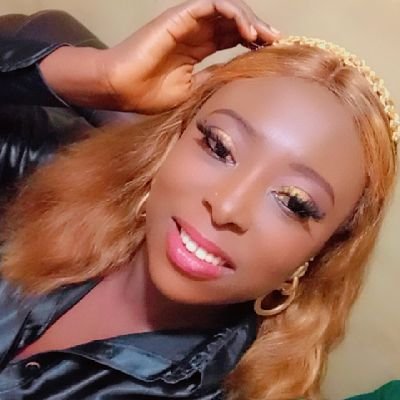 ayesuoty's profile picture. am always myself