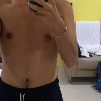 N5194511387814's profile picture. แอบเล่น ชอบ ผญ Dm มาคุยได้ครับ