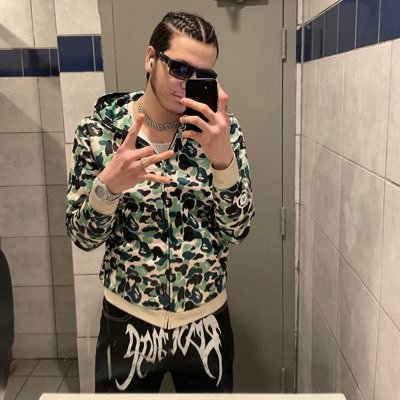 Fedros00's profile picture. don’t think I’ll ever stop loving you, so how could u start something new