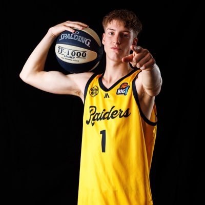 class of 2024, 6 foot 3 PG, Australia, playing under 23 youth league and nbl1 for Knox raiders contact: +61 493 102 499 ripleighhayes@gmail.com