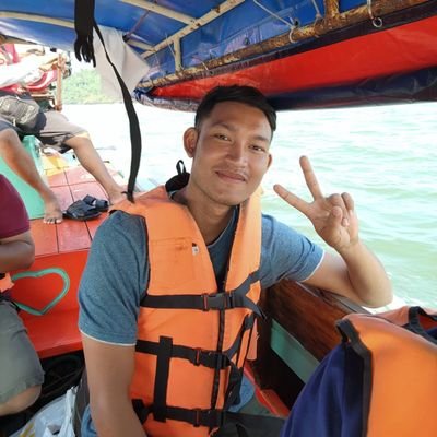 thawzin__oo's profile picture. 