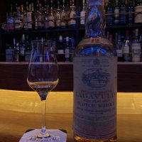 Yanagibson (@w_h_i_s_k_y_) 's Twitter Profile