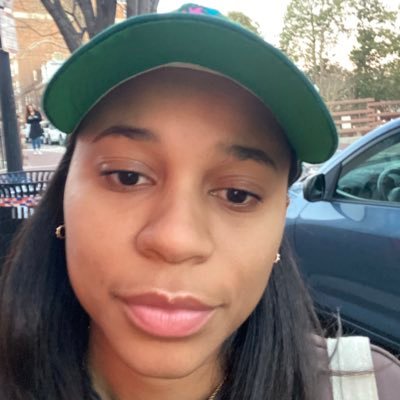 @_HamptonU alum ⚓️🏃🏾♀️🔺 | @GeorgetownSCS alum 🐶 Emmy-Nominated Video Producer @Commanders 🏈