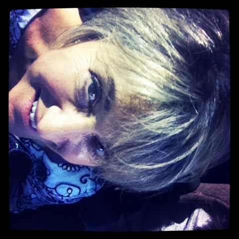 Equestrian, dog & cat lover. Passionate about music, theater, movies, dining.