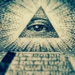 SupremeEgo1's profile picture. 揭穿有關"神聖小我 Supreme Ego"的思想體系，純屬個人讀書心得分享與碎碎唸，看倌們可以不用按讚、轉推或跟隨。
"小我EGO"指的是《#奇蹟課程 #ACIM》所描述的"與上主天心分離的自我意識所創造出來的虛幻世界"，"神聖小我 Supreme Ego"指的則是這個"小我EGO"裡面最頂級的存在。