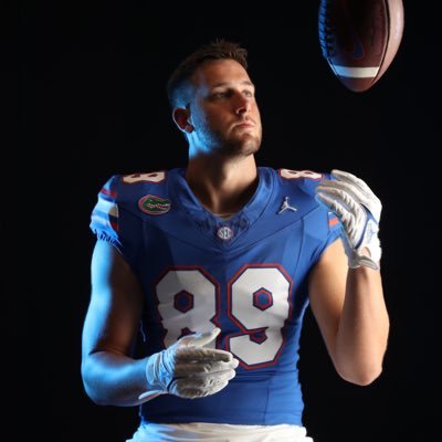 Tight End @ The University of Florida🐊