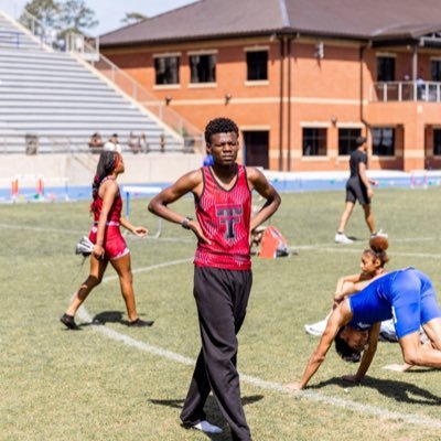 Towers High School T&F, XC | CO/26| 800: 2:01| 1600: 4:42| 3.7 GPA