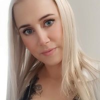 Rachel (@ohhhshemellow) 's Twitter Profile