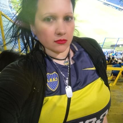 C.A.B.J. Boca y nada mas 💙💛💙
 G.Catan 
Socia Activa 
SOS La Droga Que Yo No Puedo Dejar 🇸🇪