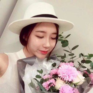 ytinzyun199584's profile picture. 