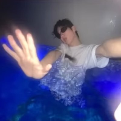 popoyyaaa's profile picture. jgn follow kalau gksuka kpop sama anime mksh