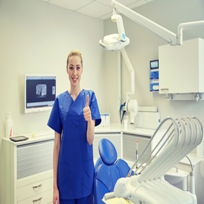 Dental Wellness Hương (sinh ngày 25/06/1985), là một chuyên gia trồng răng nổi tiếng hàng đầu, Hiện cô là cố vấn nội dung cho chuyên mục trồng răng