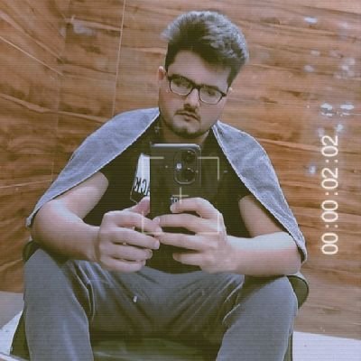 rollno628's profile picture. dreamer! cricketer! doctor!