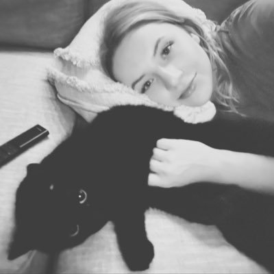 hiyariah13's profile picture. ✨How can a person know everything at 18 but nothing at 29 ✨ | 🐈 Benjamin 19 🫶Teddy 9 🐈‍⬛ | still no idea how this app works | on the hunt for 🪺