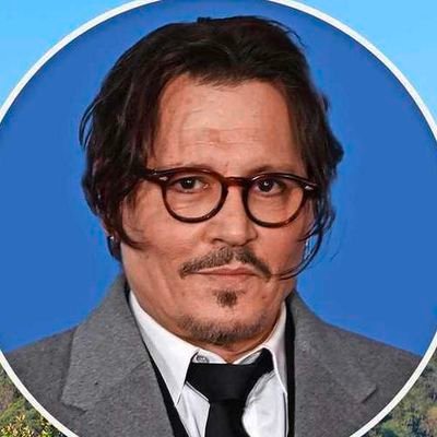 am simple dutch girl with a difficult life and had my share with anxiety and depression 
but  I always 
 #StandWithJohnnyDepp.