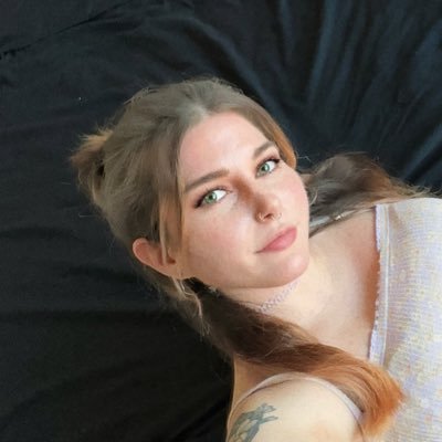 ☁️💫 e-hoe, horny weeb, thot daughter, music junkie, video games, tattoos, gooning, big booty, round thighs, tiny waist! ( ^◡^)っ (‿|‿) IG: malynbooty 🍄❤️🔥