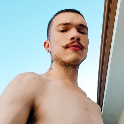 jao_GAYa's profile picture. Só queria ser a Nicole Bahls
Ig: @joaop_gaia