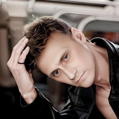 MAKS67983484's profile picture. 