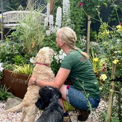 Fabulous hard landscaping – yes – but ultimately it’s all about the plants!

As a garden designer, my love of plants is at the heart of all my designs.