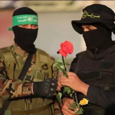 I love Hamas since I was young 🫡💚😩
(وَيَوْمَئِذٍ يَفْرَحُ الّمُؤْمِنُونَ بِنَصْرِ اللّٰهَِّ) 🇵🇸🌹💚
I am Palestinian but I don't live in it  😞💔😆🇵🇸