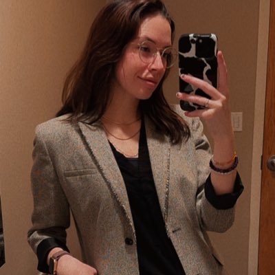 she/her | LG(B)TQIA+ | twitch affiliate | book enthusiast | bunny lover | ED recovery | autistic | hEDS & POTS