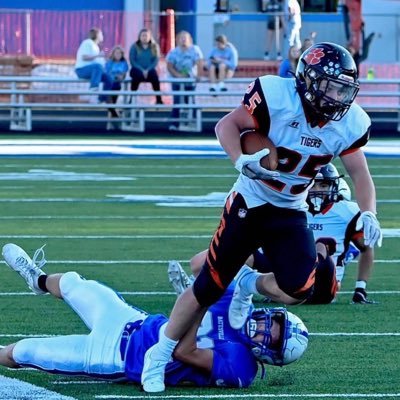 Lawrenceburg High School |5’5| 155 | RB |class of 2025| email coltongallagher123@gmail.com