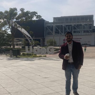 🇲🇽 / Instructor at @udg_oficial - Master in CogSci at @UniBarcelona / Appreciator of cool tweets about cognition 🧠, ecology 🍃, cultures 🧐, and so on...