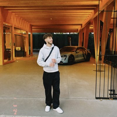 unrvldWD's profile picture. 